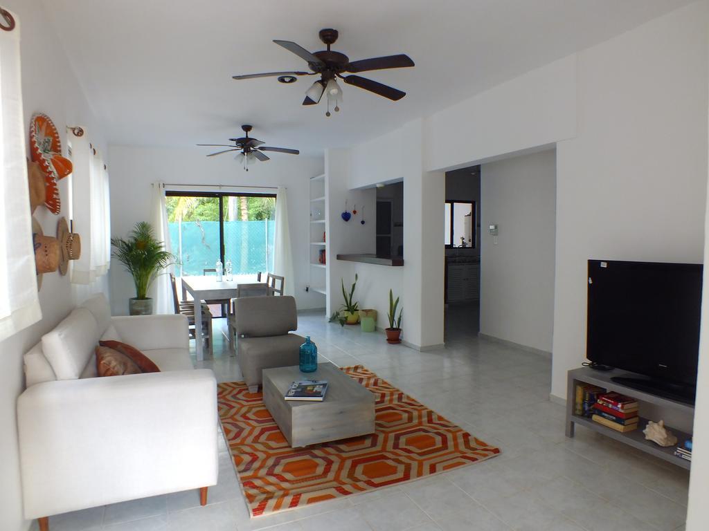 Casa La Palma B&B Playa del Carmen Exterior photo